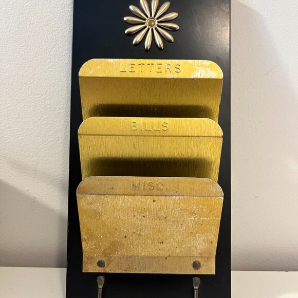 Vintage MCM Atomic Metal Wall Hanging Mail Sorter - Picture 2 of 4